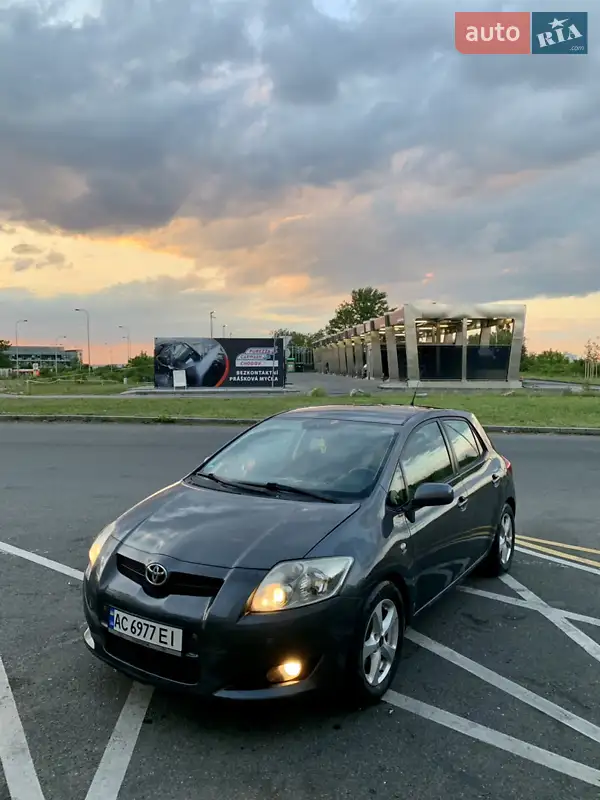 Toyota Auris