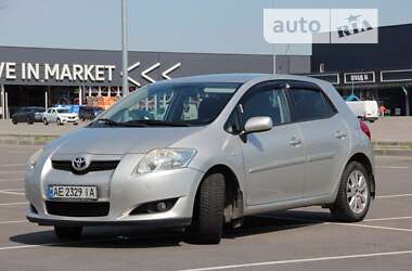 Хетчбек Toyota Auris 2008 в Дніпрі