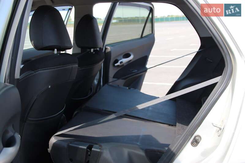 Хэтчбек Toyota Auris 2008 в Днепре