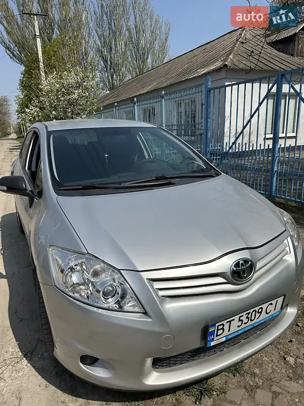 Toyota Auris