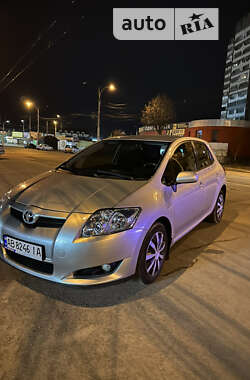 Хэтчбек Toyota Auris 2007 в Виннице