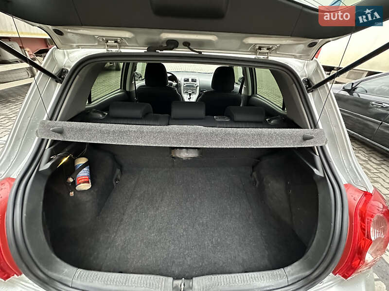 Хэтчбек Toyota Auris 2007 в Виннице