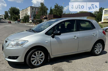 Хэтчбек Toyota Auris 2007 в Тростянце