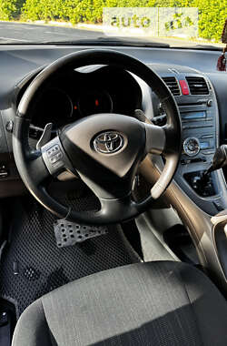 Хэтчбек Toyota Auris 2008 в Белой Церкви