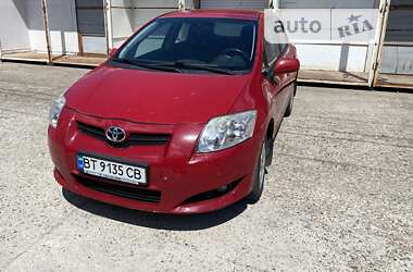 Хэтчбек Toyota Auris 2008 в Николаеве