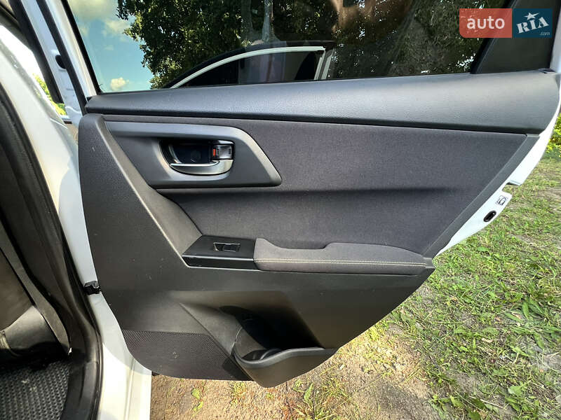 Универсал Toyota Auris 2014 в Виннице