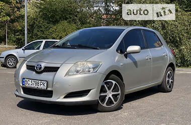 Хэтчбек Toyota Auris 2008 в Львове