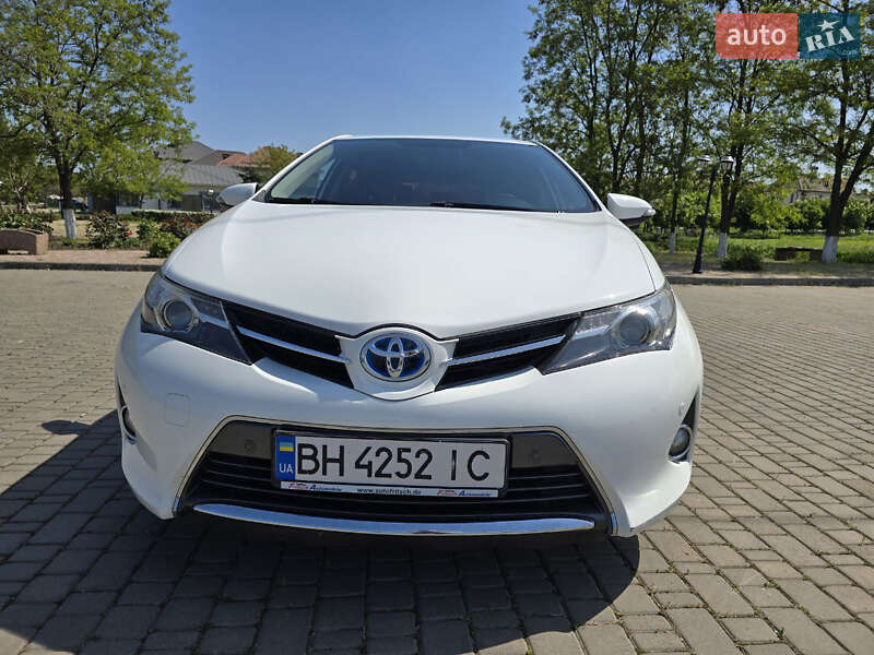 Хетчбек Toyota Auris 2014 в Одесі