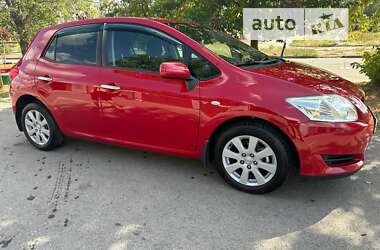 Хэтчбек Toyota Auris 2008 в Кропивницком