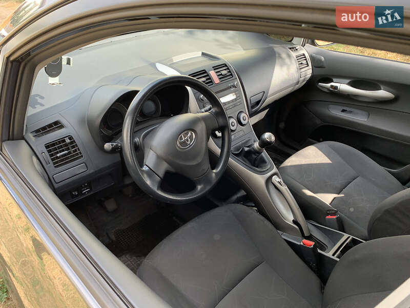 Хетчбек Toyota Auris 2007 в Києві фото 24 Хетчбек Toyota Auris 2007 в Києві