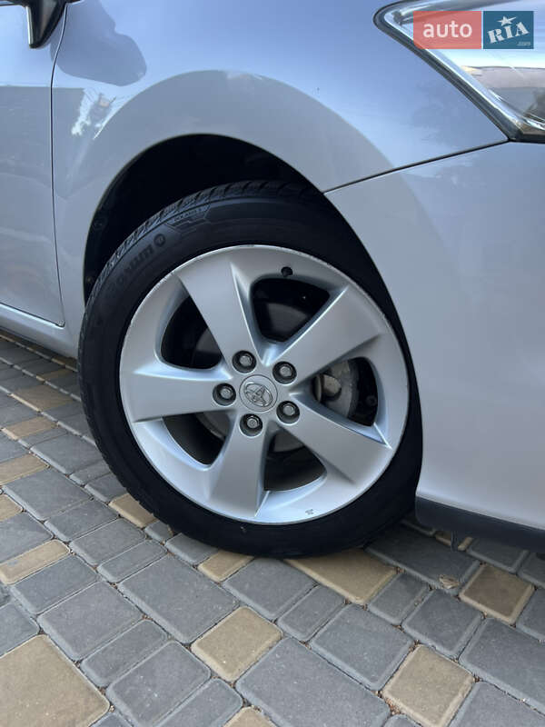 Хетчбек Toyota Auris 2011 в Одесі