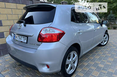 Хетчбек Toyota Auris 2011 в Одесі