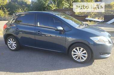 Хетчбек Toyota Auris 2008 в Дніпрі