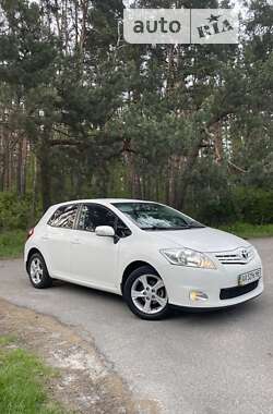 Универсал Toyota Auris 2012 в Киеве