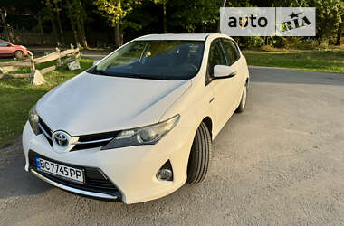 Хетчбек Toyota Auris 2014 в Львові