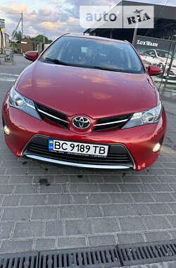 Хетчбек Toyota Auris 2014 в Львові