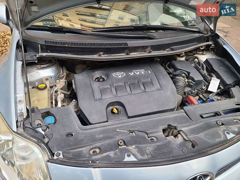 Хетчбек Toyota Auris 2007 в Одесі фото 16 Хетчбек Toyota Auris 2007 в Одесі
