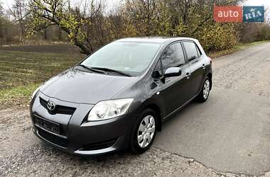 Хэтчбек Toyota Auris 2007 в Черкассах