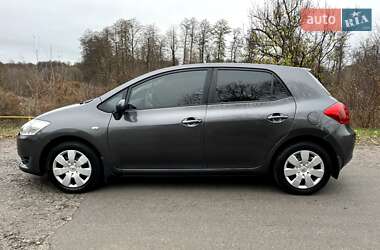 Хэтчбек Toyota Auris 2007 в Черкассах