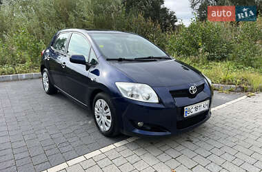 Хэтчбек Toyota Auris 2008 в Львове