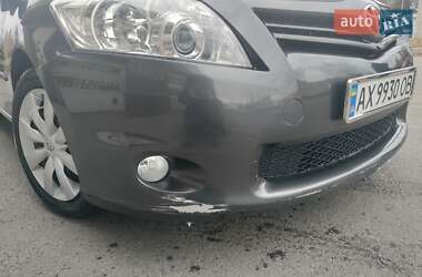 Хетчбек Toyota Auris 2010 в Харкові