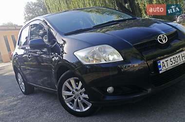 Хэтчбек Toyota Auris 2008 в Ивано-Франковске