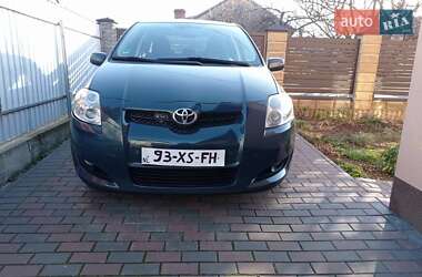 Хэтчбек Toyota Auris 2007 в Луцке