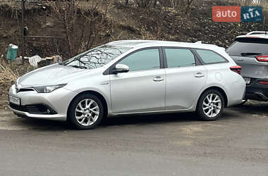 Універсал Toyota Auris 2016 в Харкові