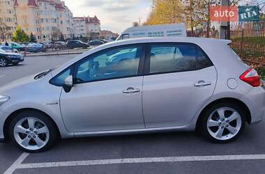 Хэтчбек Toyota Auris 2011 в Киеве