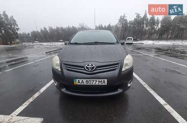 Хетчбек Toyota Auris 2011 в Києві