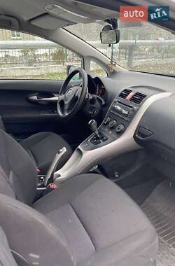 Хэтчбек Toyota Auris 2007 в Подольске