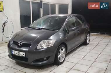 Хетчбек Toyota Auris 2007 в Городку