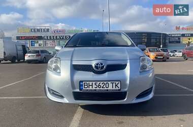 Хэтчбек Toyota Auris 2009 в Одессе