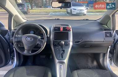 Хэтчбек Toyota Auris 2009 в Одессе