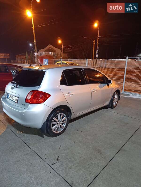 Хетчбек Toyota Auris 2008 в Бердичеві