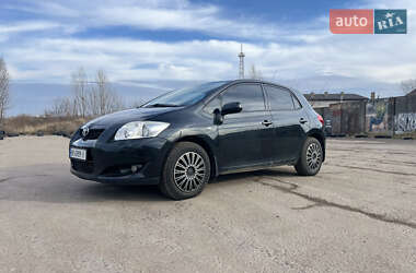 Хэтчбек Toyota Auris 2008 в 