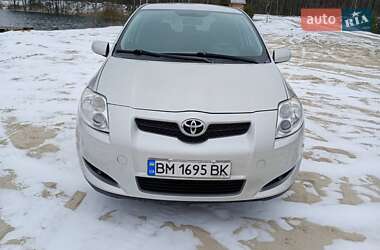 Хэтчбек Toyota Auris 2007 в Кролевце