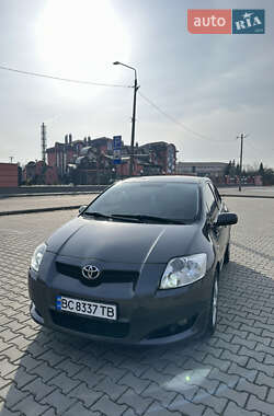 Хэтчбек Toyota Auris 2007 в Дрогобыче