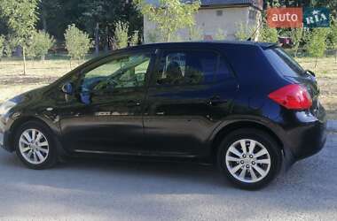 Хэтчбек Toyota Auris 2008 в 