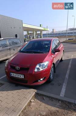 Хетчбек Toyota Auris 2007 в Фастові