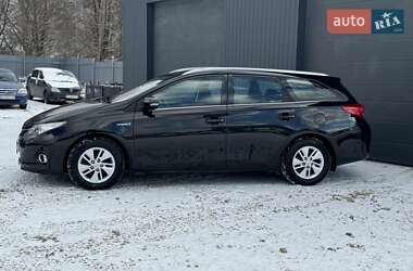 Универсал Toyota Auris 2014 в Трускавце