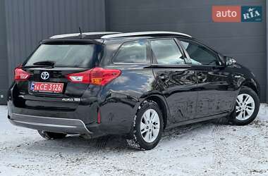 Универсал Toyota Auris 2014 в Трускавце