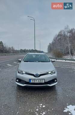 Універсал Toyota Auris 2015 в Житомирі