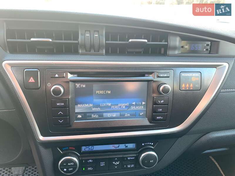 Универсал Toyota Auris 2014 в Виннице
