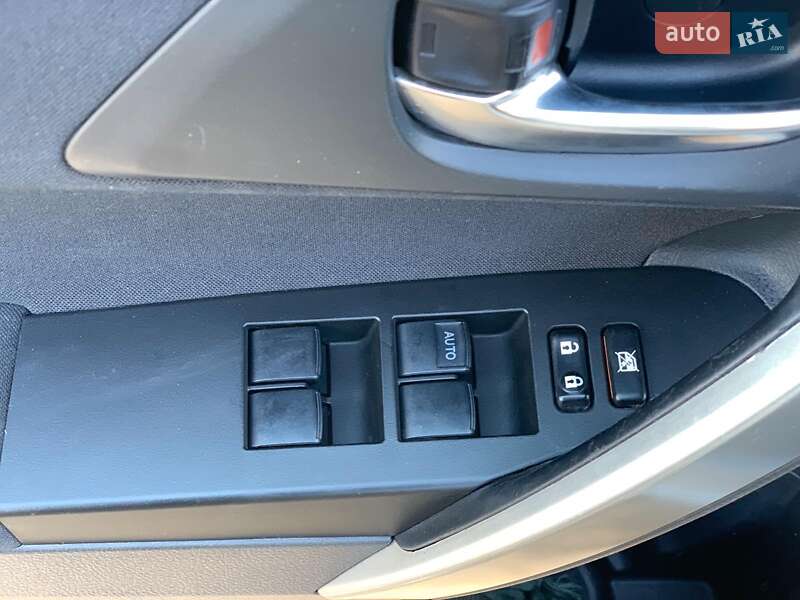 Универсал Toyota Auris 2014 в Виннице
