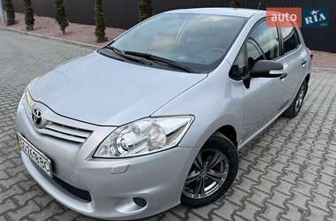 Хетчбек Toyota Auris 2011 в Тернополі