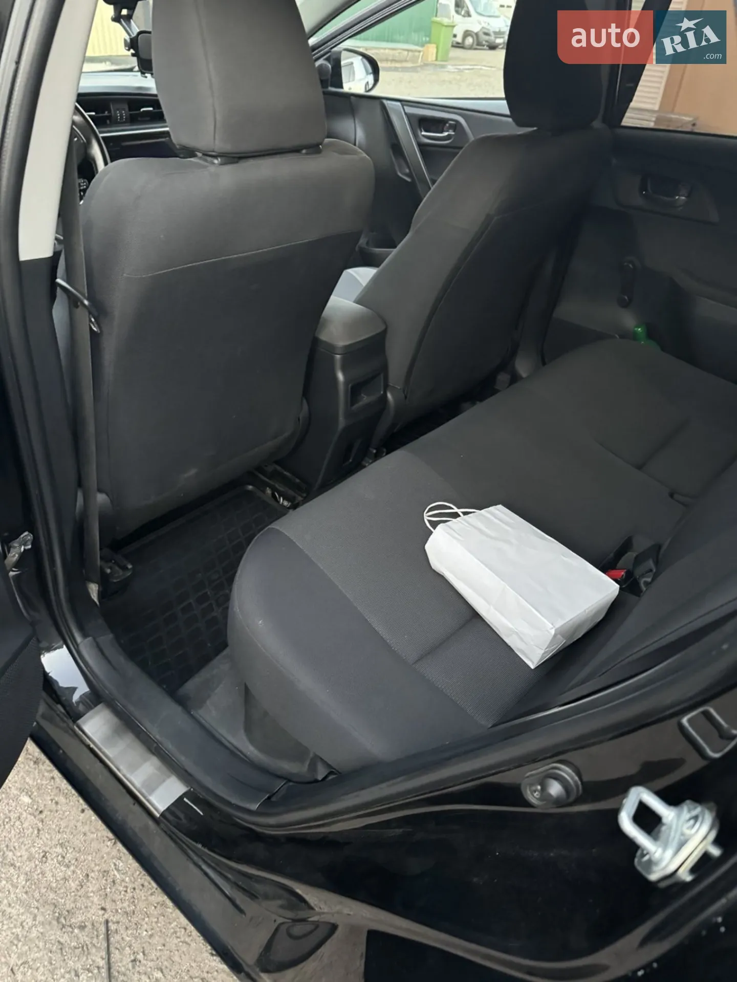2015 Toyota Auris - мініатюра 3