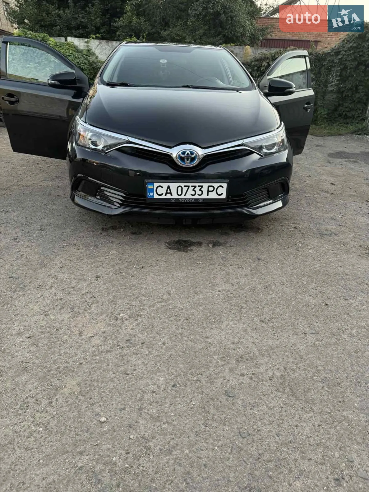 2015 Toyota Auris - фото 1