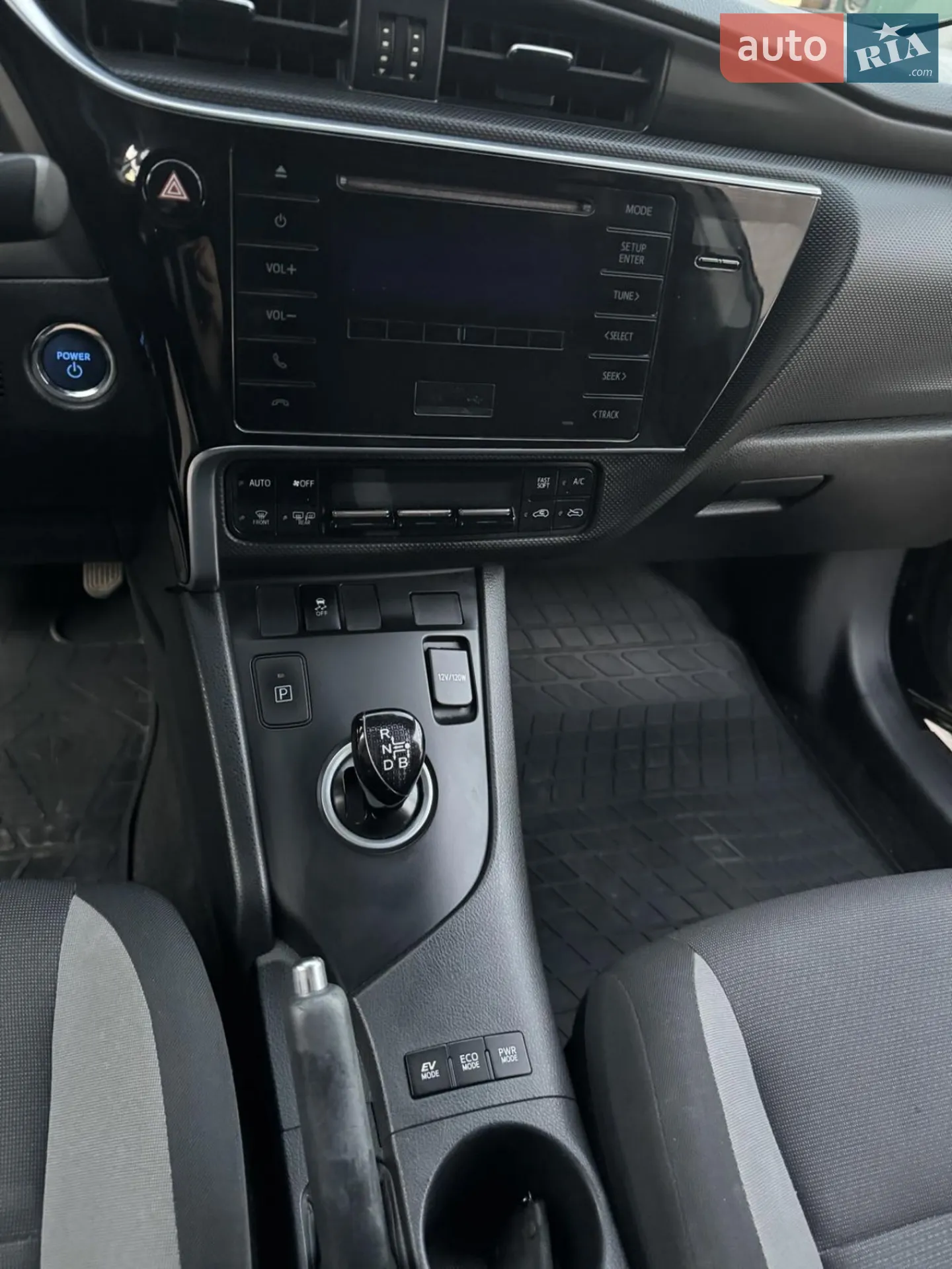 2015 Toyota Auris - мініатюра 18