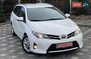 Універсал Toyota Auris 2015 в Стрию